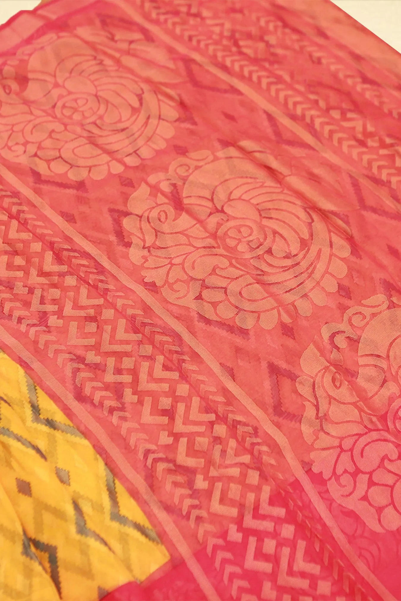 Contrast Pallu Ikkat Brasso Saree - Lightweight & Stylish
