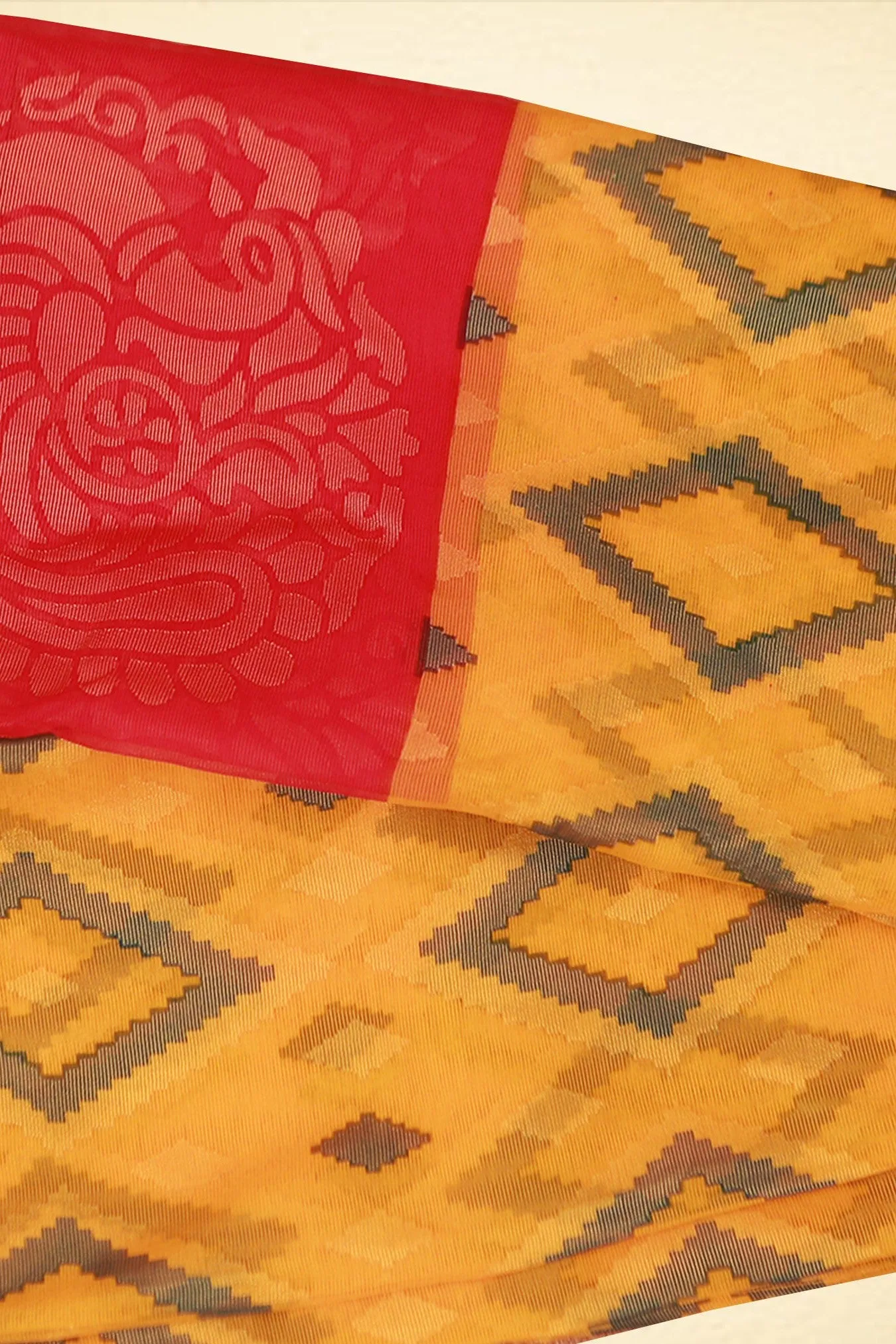 Contrast Pallu Ikkat Brasso Saree - Lightweight & Stylish