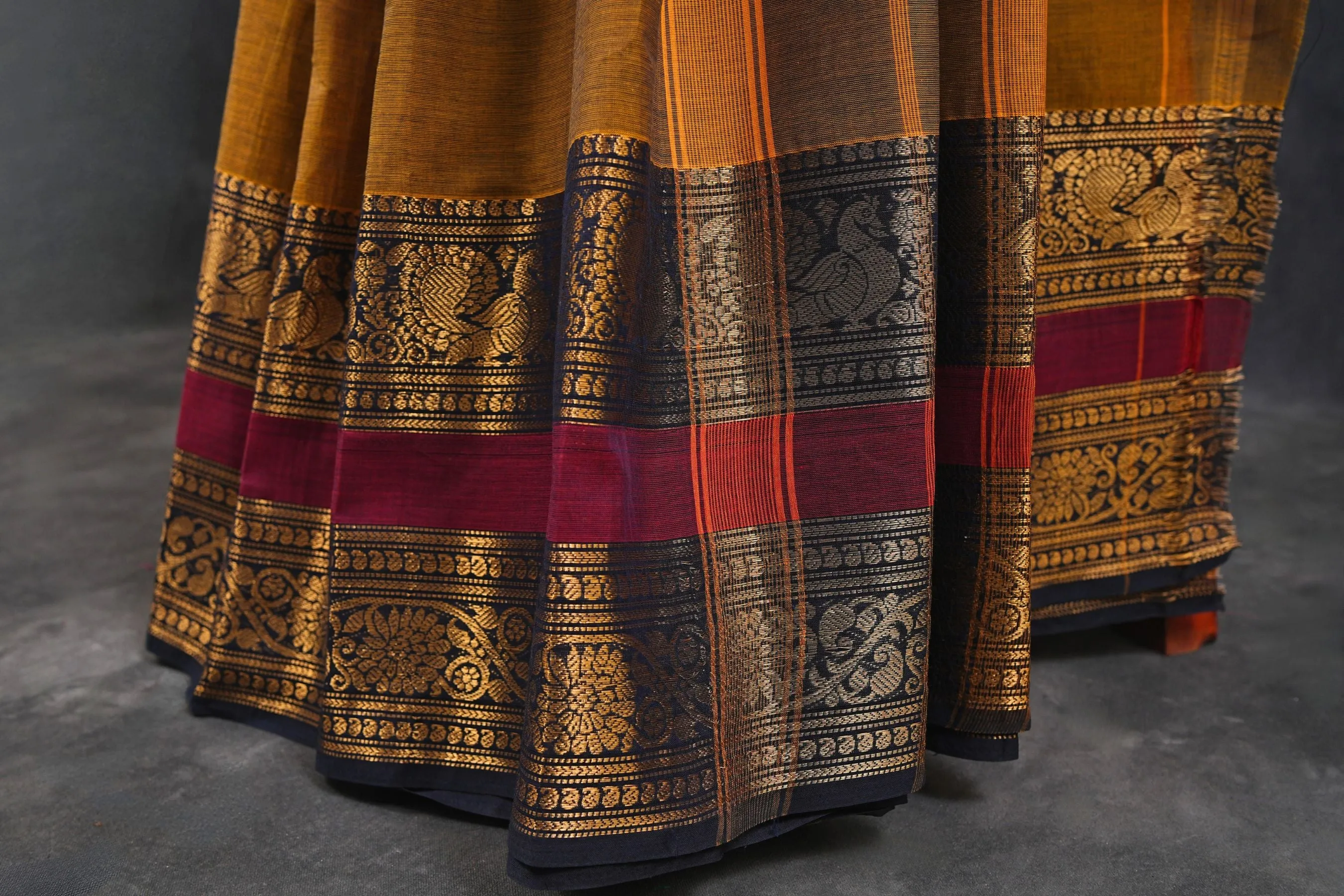 Elegant Chettinad Cotton Saree - Traditional Style & High-Comfort Design