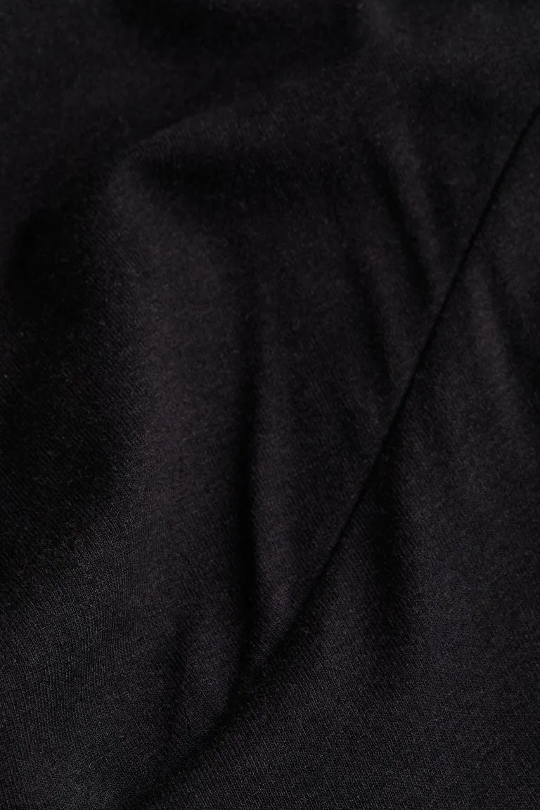 MAMA Knitted trousers “Before and After” H&M